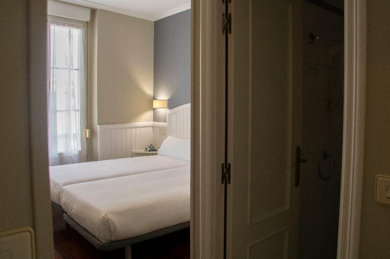 Alda Miramar Rooms Gijon Exterior photo